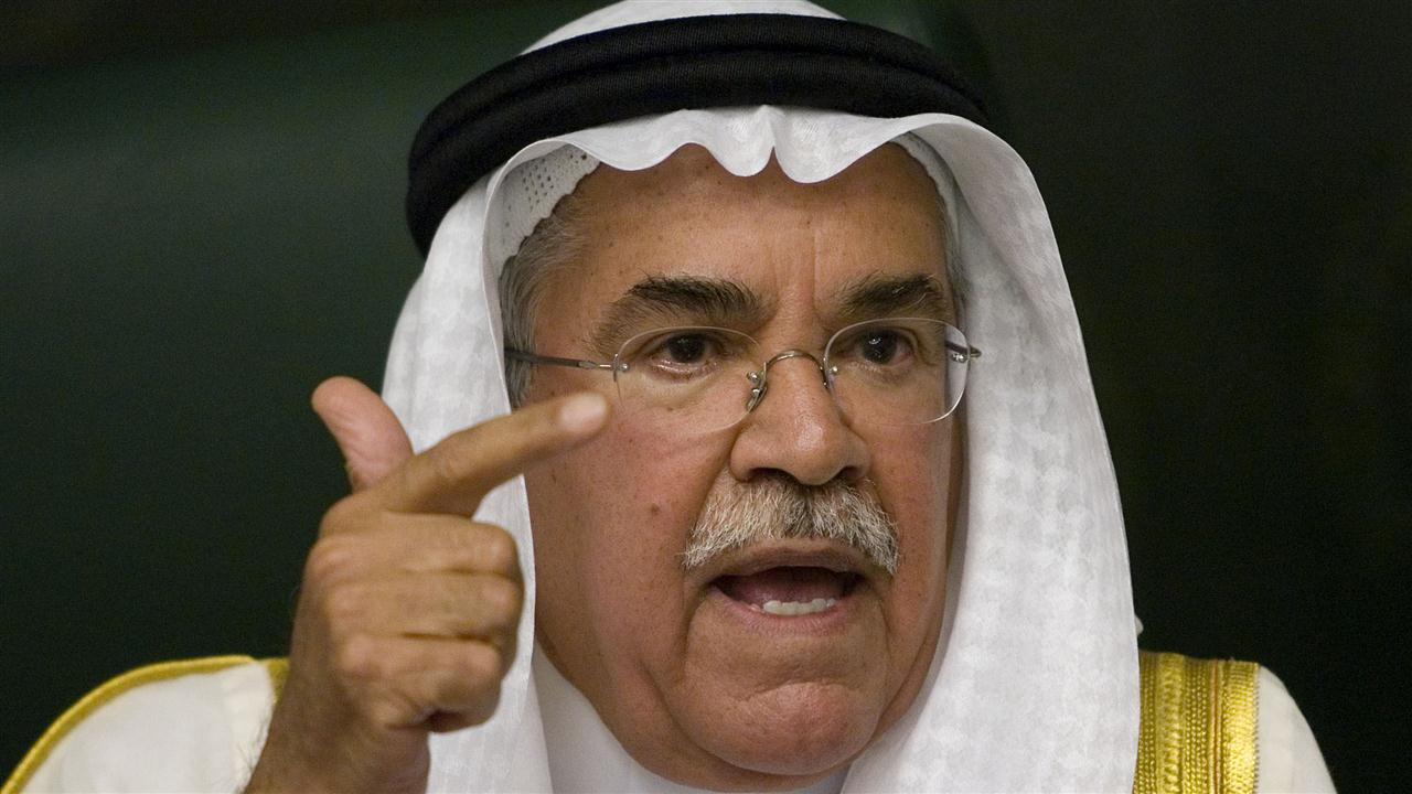 Tướng quân bảo vệ vương miện dầu mỏ của Arập Saudi bị cách chức