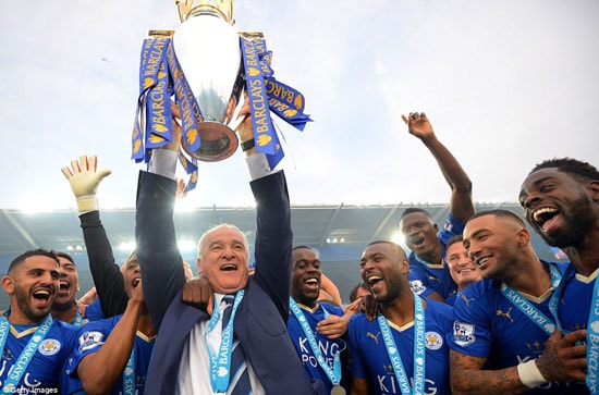 Chùm ảnh Leicester City đăng quang ngôi vô địch Premier League