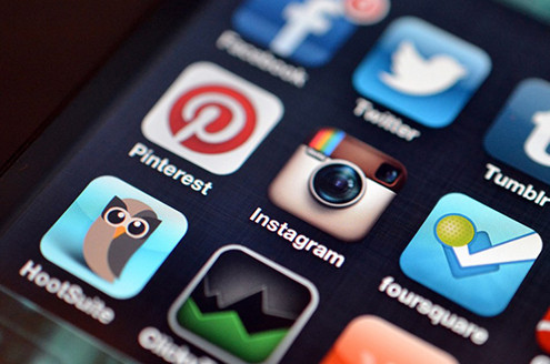 Triệu hồi biểu tượng Instagram cũ trở lại trên iPhone