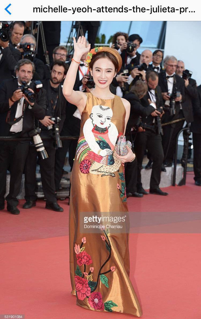 Angela Phương Trinh diện áo thêu tranh Đông Hồ, đội mấn dự LHP Cannes