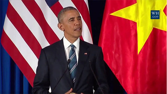 Tổng thống Barack Obama: Dỡ bỏ lệnh cấm vận vũ khí; ủng hộ Việt Nam về vấn đề Biển Đông