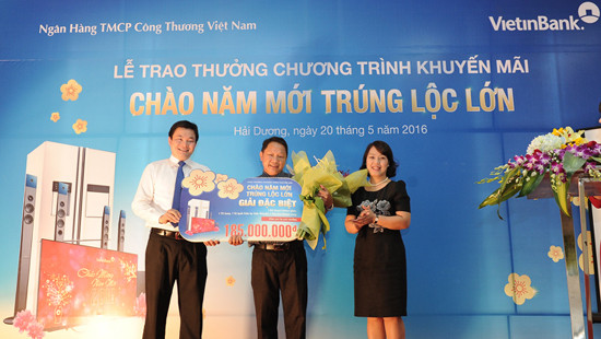 VietinBank trao giải Đặc biệt “Chào năm mới - Trúng lộc lớn”