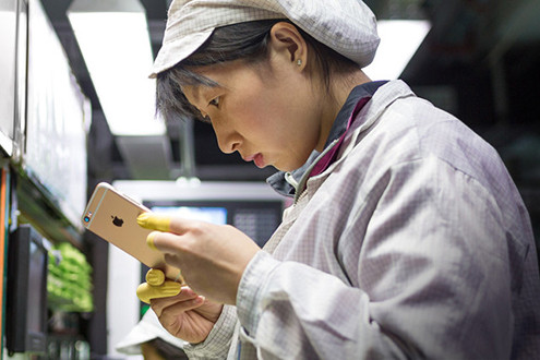 iPhone của Apple bắt đầu được lắp ráp bằng robot?