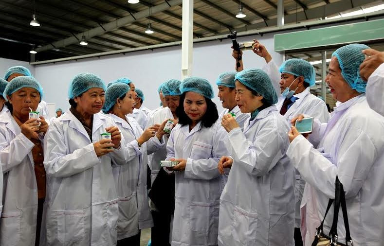 Vinamilk chính thức khánh thành nhà máy sữa đầu tiên tại Campuchia