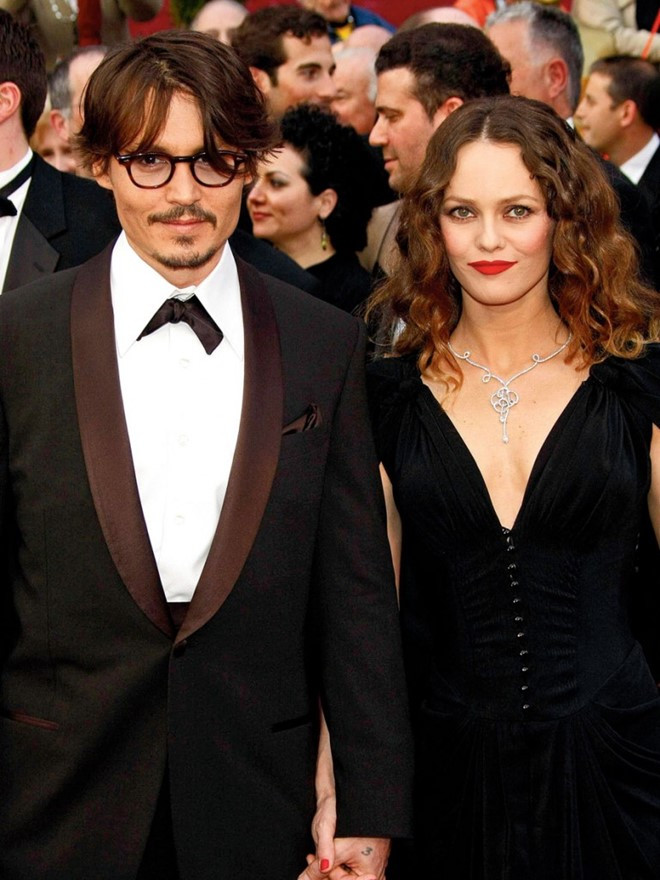 Johnny Depp và những bóng hồng qua tay 