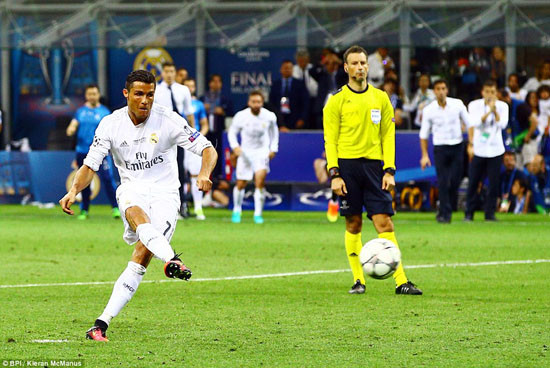 Chùm ảnh Real Madrid tưng bừng vô địch Champions League lần thứ 11 