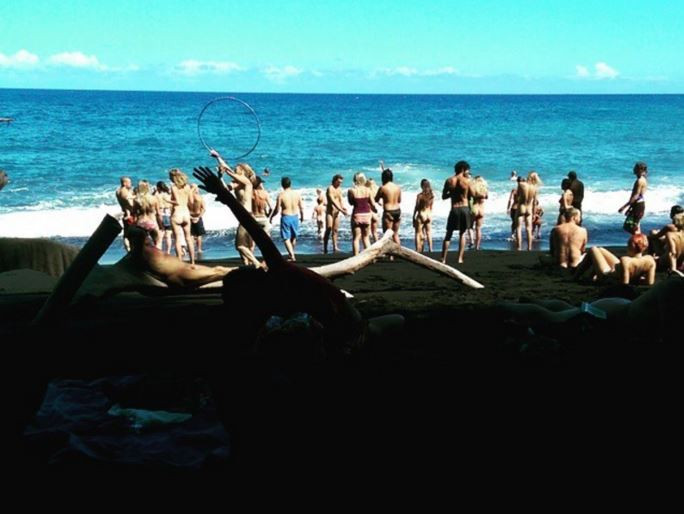 11 bãi biển nude độc nhất thế giới, có cả Việt Nam