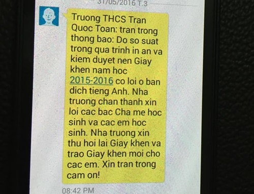 Giấy khen song ngữ: Nhà trường thu hồi, xin lỗi phụ huynh học sinh