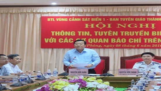 Chung tay xây dựng và bảo vệ an ninh, chủ quyền biển đảo Tổ Quốc