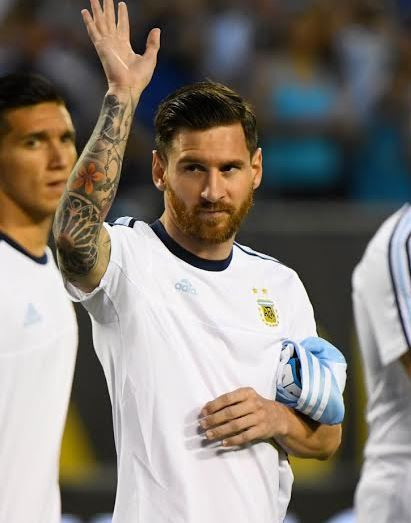 Argentina - Panama (5-0): Tuyệt vời Messi