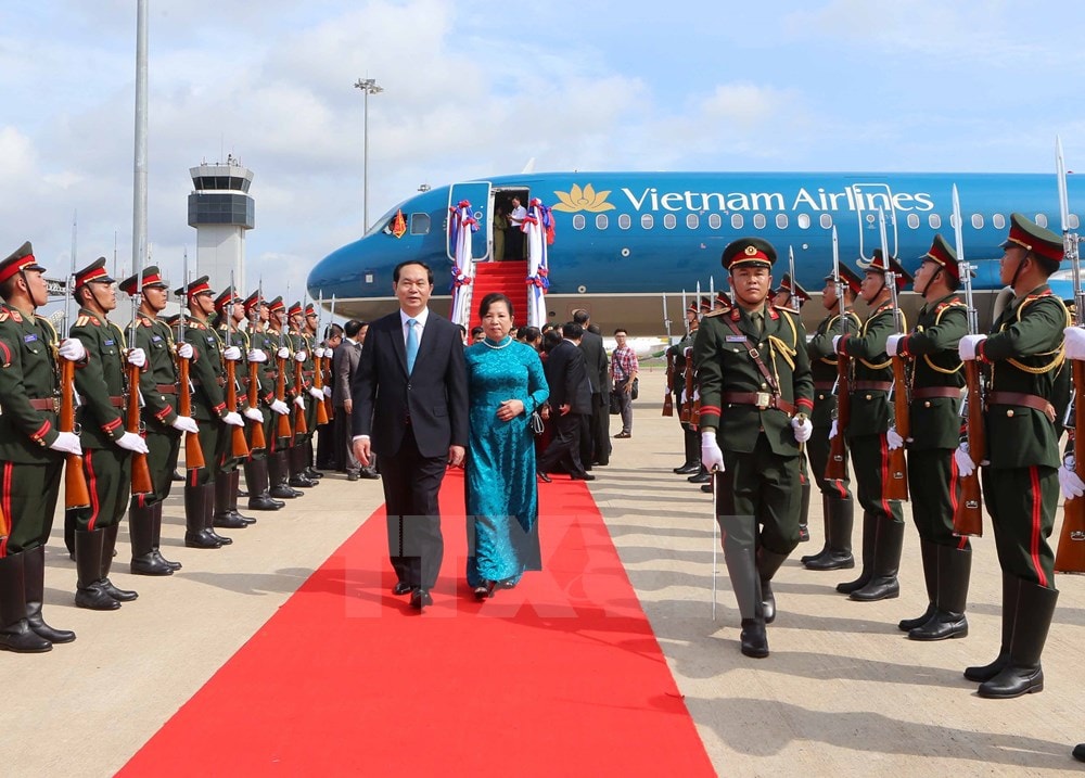 Ngày đầu chuyến thăm CHDCND Lào của Chủ tịch nước Trần Đại Quang