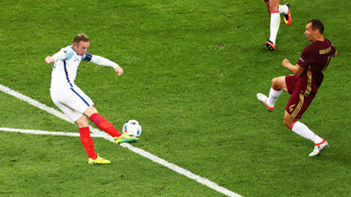 EURO 2016: Vì sao Rooney bị Hodgson thay ở trận Anh hòa Nga? 