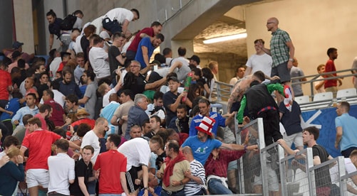 EURO 2016: Xét xử 10 CĐV quá khích