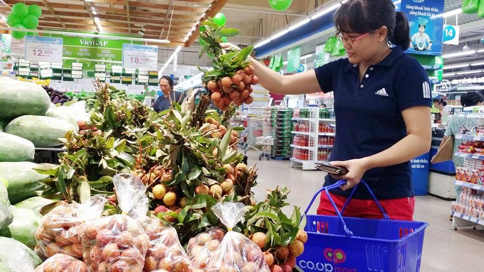 Saigon Co.op lên kế hoạch tiêu thụ 500 tấn vải tươi cho nông dân