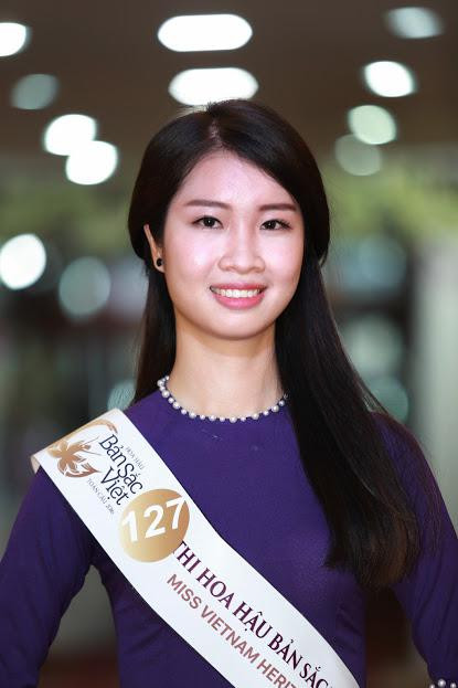 Ấn tượng với chiều cao của các thí sinh Hoa hậu Bản sắc Việt toàn cầu