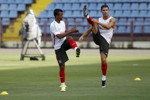 Cristiano Ronaldo - Một cánh én khó làm nên mùa xuân