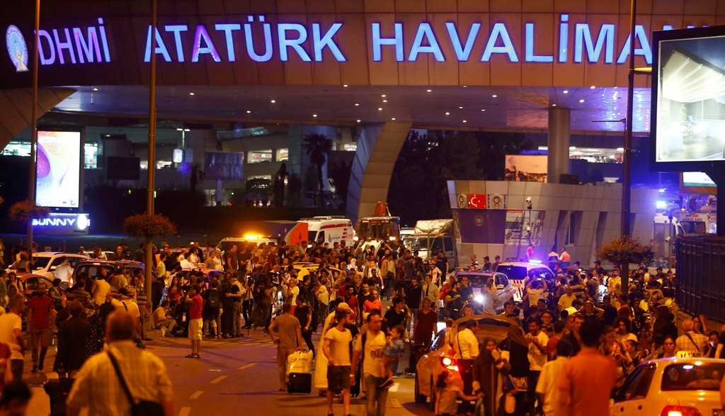Istanbul rung chuyển vì Ankara bất ngờ 