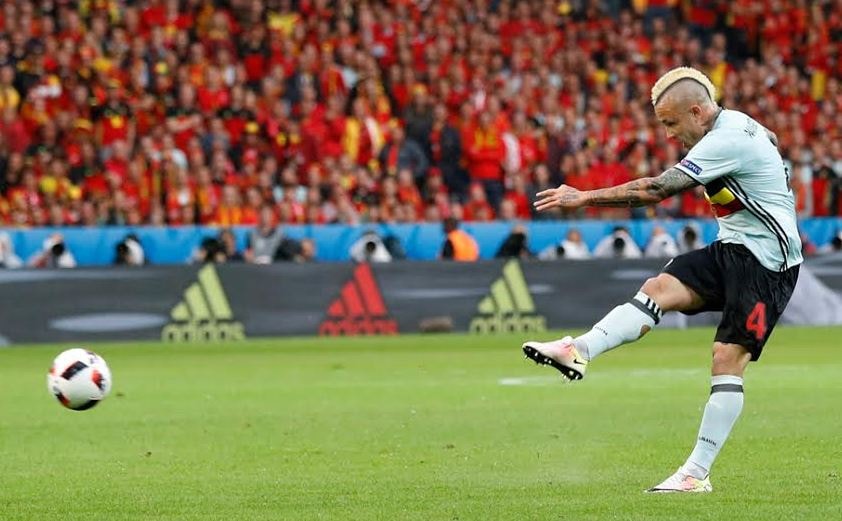 Euro 2016: Xứ Wales đá bại Quỷ đỏ