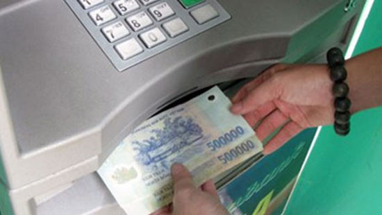 Chính thức nâng hạng mức rút tiền tại máy ATM