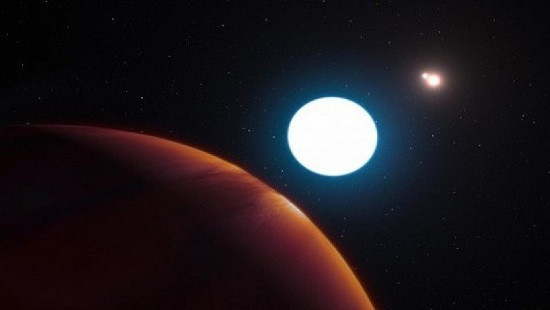 Phát hiện ra hành tinh kỳ lạ có 3 Mặt Trời với mùa hè kéo dài tới 300 năm