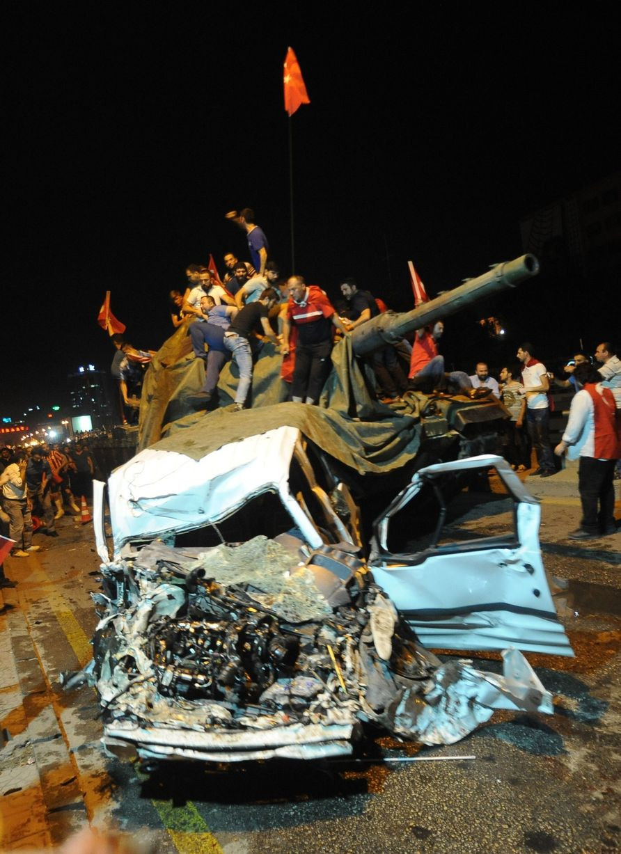 Đảo chính quân sự ở Thổ Nhĩ Kỳ: Chùm ảnh 