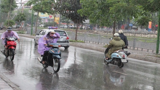 Dự báo thời tiết ngày 19/7: Phía đông Bắc Bộ có mưa dông