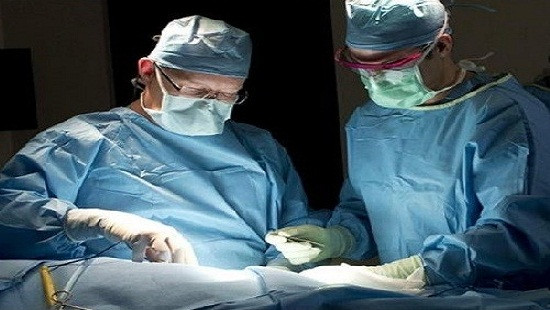 Tin tức 24h về sức khỏe: Kiện bệnh viện vì bị cắt nhầm xương sườn