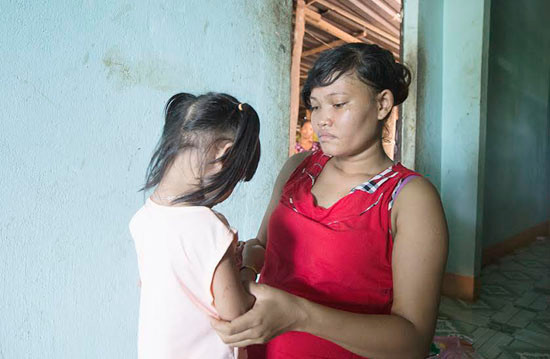 Vụ trao nhầm con ở Bình Phước: Chưa trao đổi lại vì vợ đang mang thai