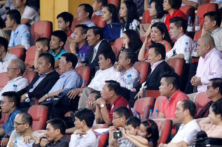 V-League vắng khán giả