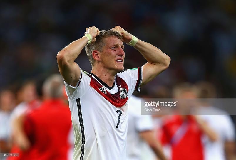 Schweinsteiger giã từ tuyển Đức