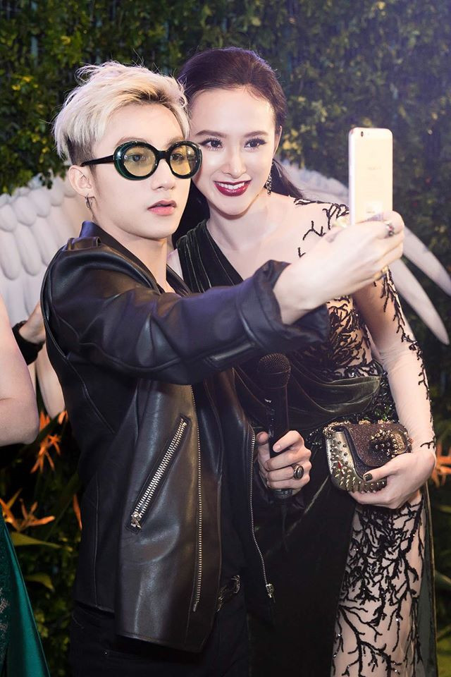 Sơn Tùng M-TP selfie với Angela Phương Trinh giữa tâm bão đạo nhạc
