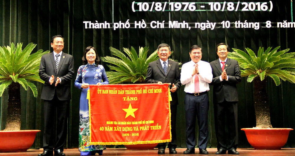 Kỷ niệm 40 năm ngày truyền thống TAND 2 cấp TP Hồ Chí Minh 