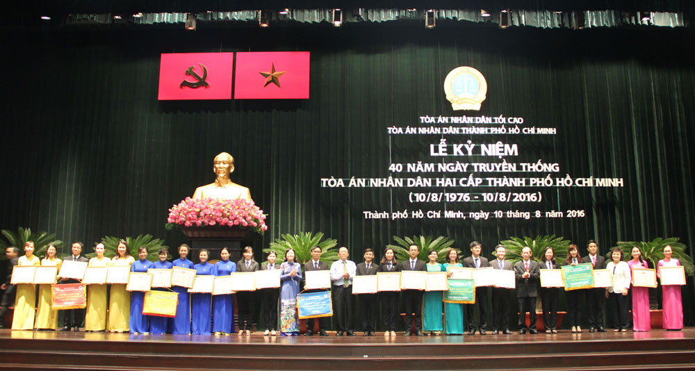 Kỷ niệm 40 năm ngày truyền thống TAND 2 cấp TP Hồ Chí Minh 