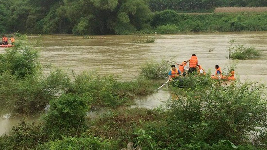 Thái Nguyên: Bơi qua sông lùa trâu, nam sinh đuối nước tử vong