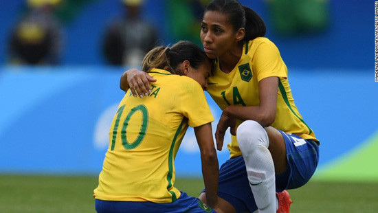 Đá bại Brazil, nữ Thụy Điển vào tranh HCV Olympic