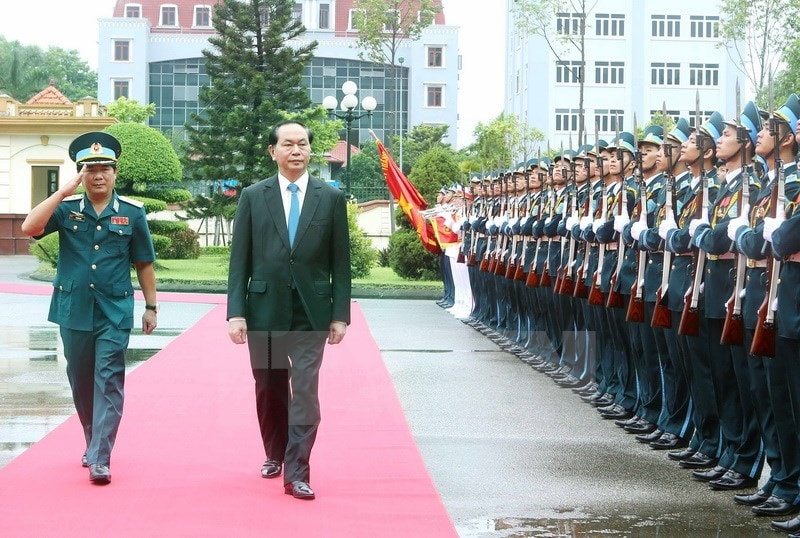 Tạo thế trận phòng không nhân dân vững mạnh, sẵn sàng chiến đấu cao