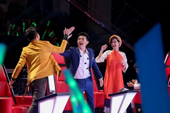 Sau bão, Vũ Cát Tường dùng tài năng sáng tác chiêu mộ thí sinh The Voice Kids