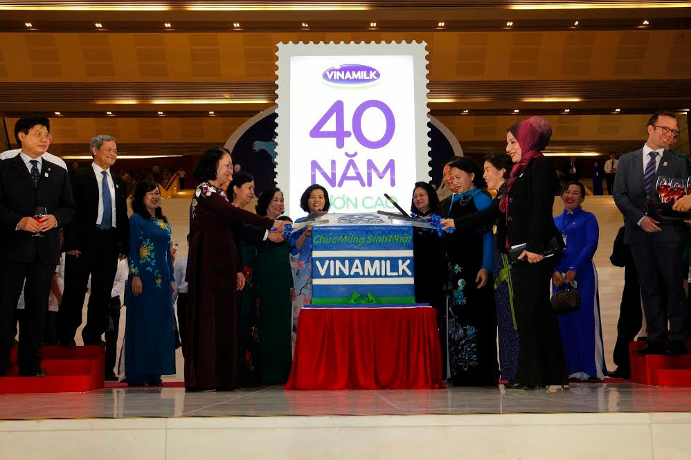 Vinamilk 40 năm nuôi dưỡng ước mơ vươn cao Việt Nam