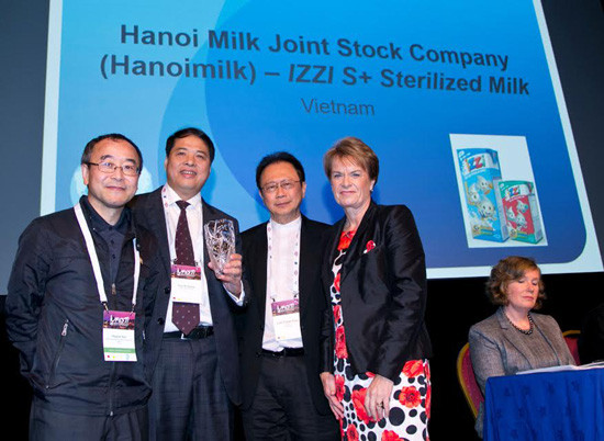 Sữa IZZI của Hanoimilk đoạt giải thưởng Công nghiệp thực phẩm toàn cầu