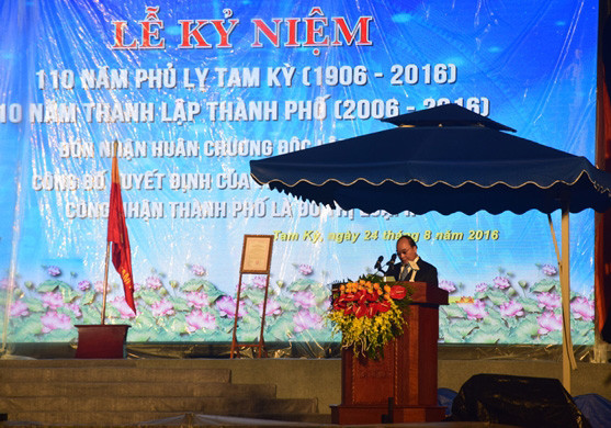 Quảng Nam: Thủ tướng trao Huân chương Độc lập hạng Ba cho TP.Tam Kỳ