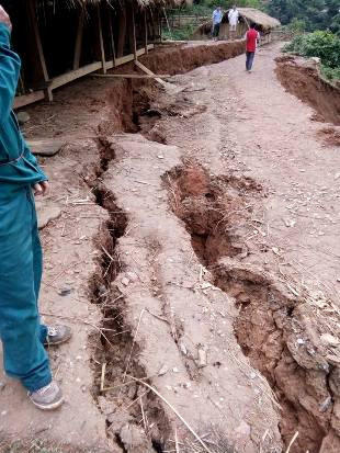 Thanh Hóa: Sạt lở đất “nuốt chửng” 1 ngôi trường