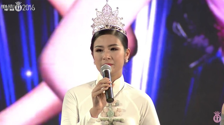 Đỗ Mỹ Linh đăng quang Hoa hậu Việt Nam 2016