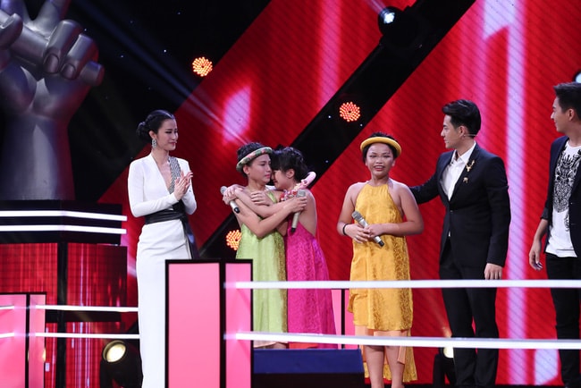 Giám khảo The Voice Kids đau đầu vì phải loại trò cưng