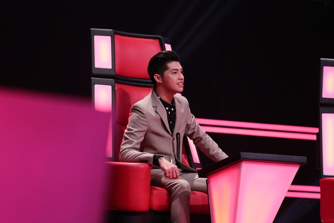 Giám khảo The Voice Kids đau đầu vì phải loại trò cưng