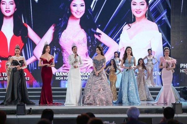 Chung kết Hoa hậu Việt Nam 2016: Hà Kiều Anh đội vương miện của Kỳ Duyên?