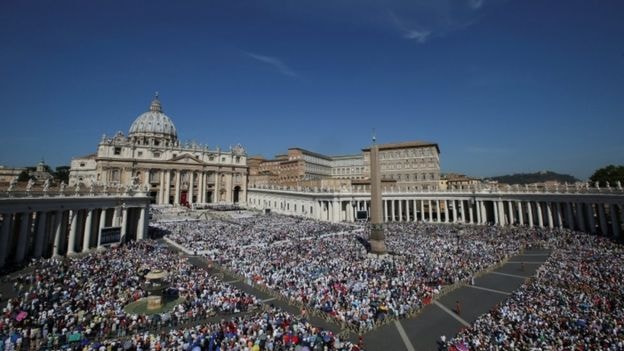 Giáo hoàng Francis tuyên bố phong thánh cho Mẹ Theresa