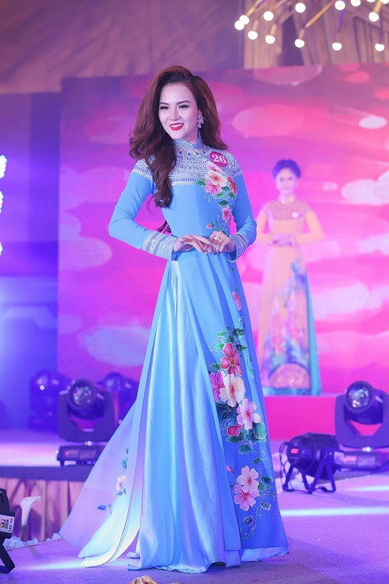 Ngọc Châm trở thành Á hậu 1 Hoa hậu doanh nhân Thế giới người Việt 2016