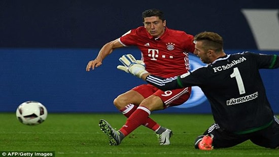 Schalke - Bayern Munich (0-2): Đẳng cấp lên tiếng