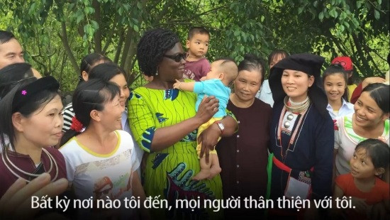 [VIDEO]: Rời Việt Nam, 