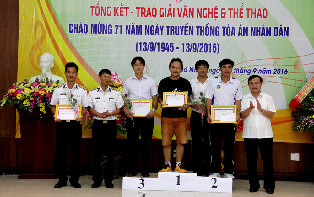 Báo Công lý và TAND cấp cao tại Đà Nẵng tổ chức tổng kết trao giải Văn nghệ và Thể thao kỷ niệm 71 năm ngày Truyền thống TAND